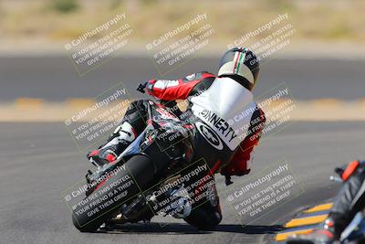 media/Oct-08-2022-SoCal Trackdays (Sat) [[1fc3beec89]]/Turn 11 Backside (1145am)/